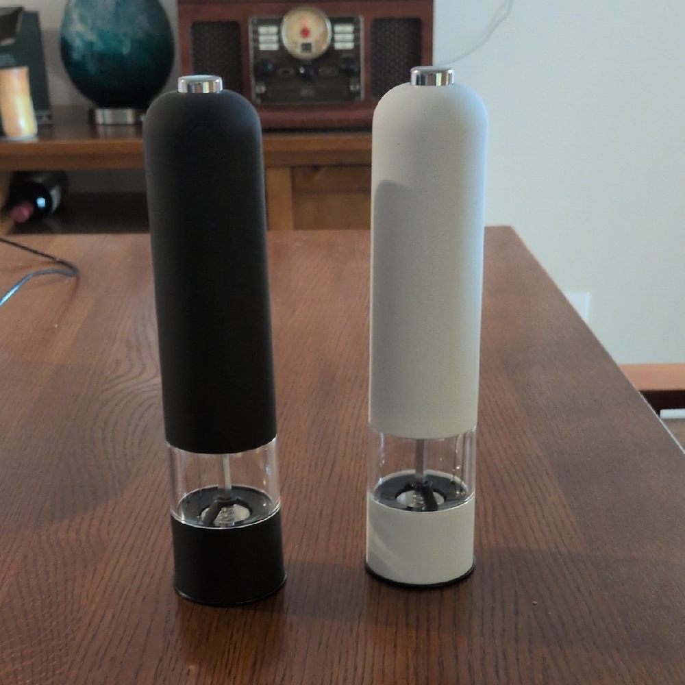Black and White Electric Salt and Pepper Grinders
